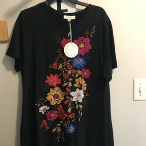 NWT Umgee embroidered dress with pockets. Size XL